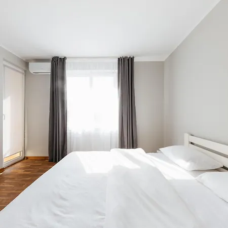 Evuri Bozdosh Apartment