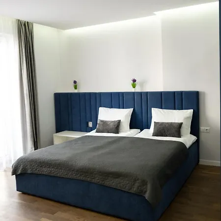 Luxury “bozdosh”