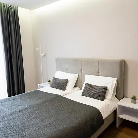 Luxury “bozdosh” Apartment *